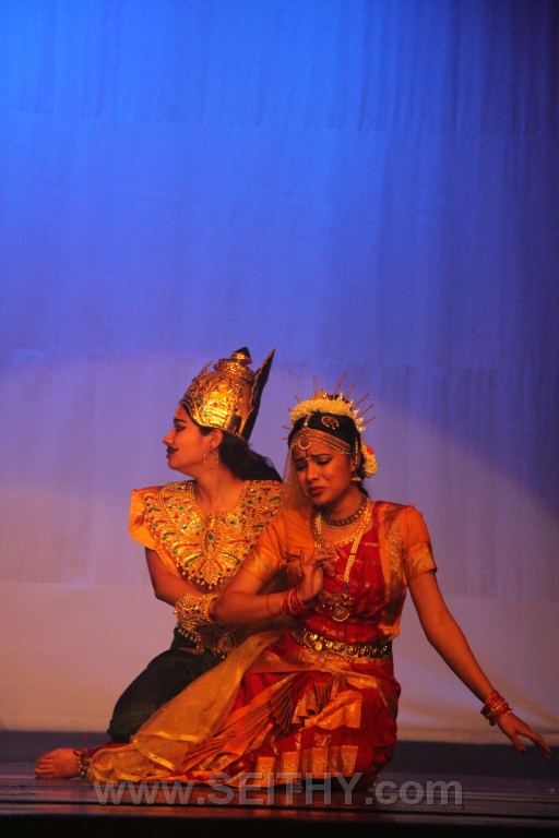 LORDKRISHNA-TORONTO300313SEITHY (101)